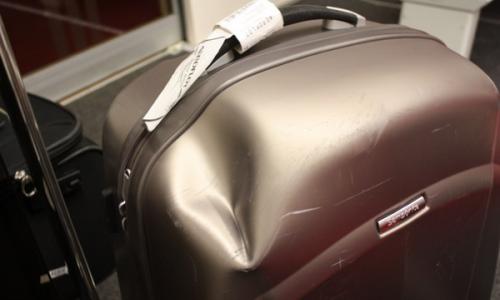 Упаковка багажа в аэропорту Где в аэропорту взвесить багаж